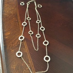 Gold colored chain necklace/ earrings with hoops